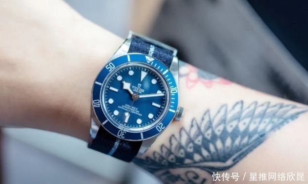 浪琴康卡斯|蓝盘男士潜水表选这几款就不错,便宜还实用,最高不出三万