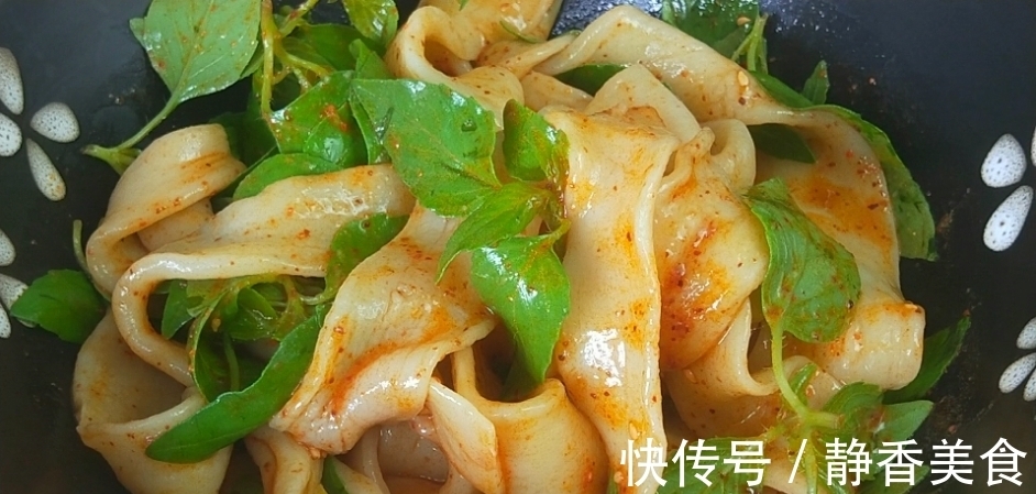 我家面条从来不买,教你秘制做法,筋道爽滑,1.5元面粉做一锅