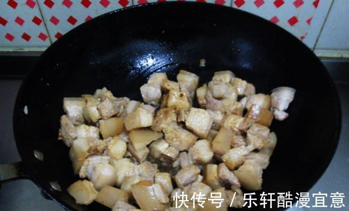 妙招|做红烧肉不焯水,教您一个妙招,肉块软糯没腥味,香气十足