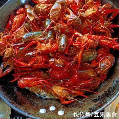阳痿|让你停不下筷子的蒜蓉小龙虾