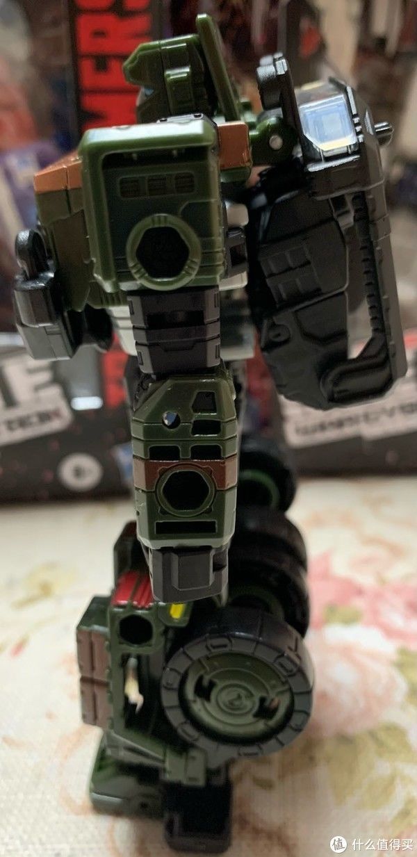 机器人|闲敲棋子落灯花 篇六十七:变形金刚 同模的精彩 围城探长与世代精选激射