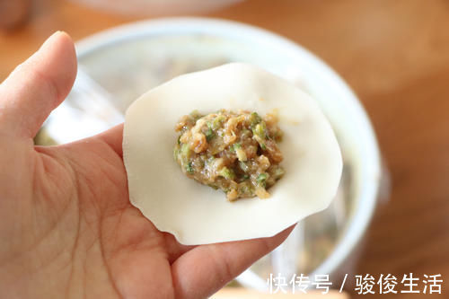 馅儿|比白菜还好吃,比韭菜营养,喜欢一定要试试,越吃越香