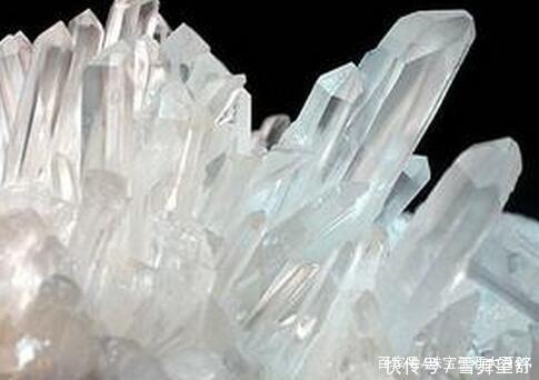 水晶近年来受到越来越多人的喜欢,连舒淇也不例外!