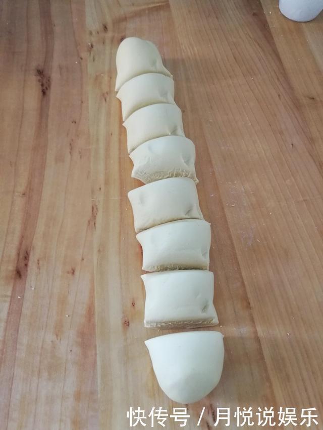 玉米面新吃法,不加油不加糖,不蒸不烙,味道香酥,吃一次还想吃