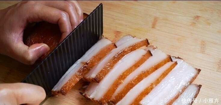  扣肉别用油炸了，教你这个新做法，我家一周吃5次，大厨都夸我
