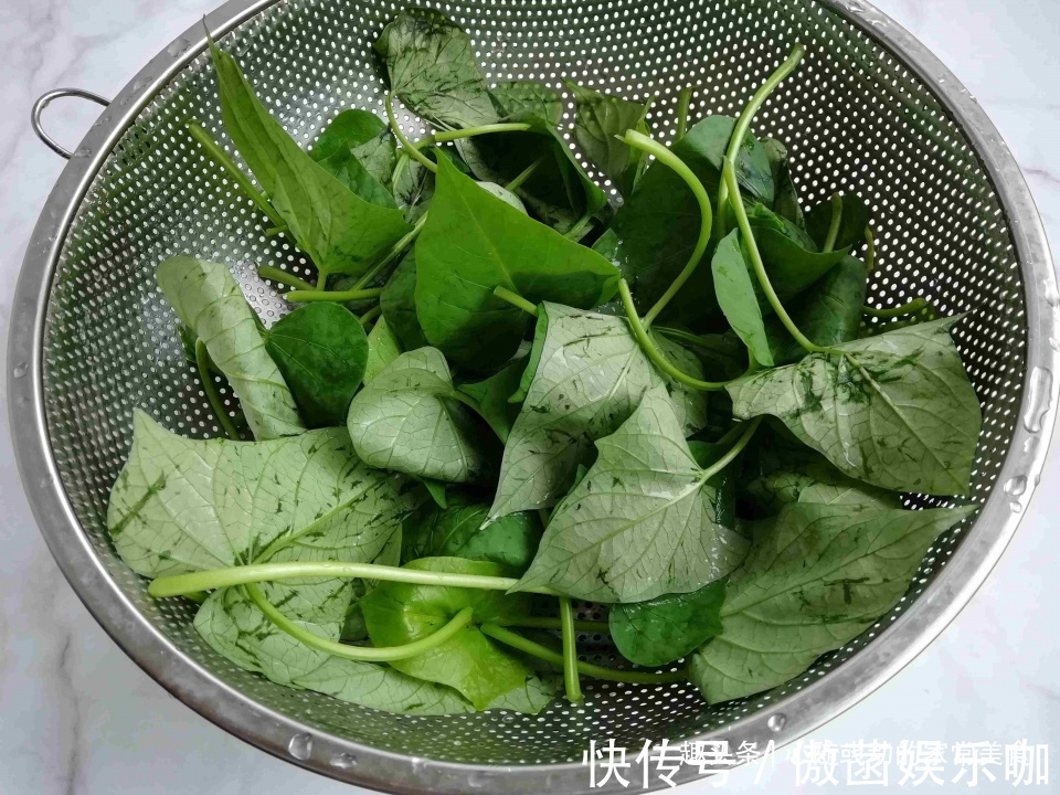 十三香|这菜碰运气才能买到,1元一大把,上锅蒸一蒸,比肉还香!
