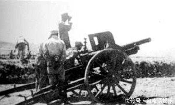 部下|这位国军将领起义时，被部下刺18刀没死，后成我军首任特种兵司令