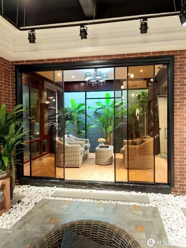 隔断|一扇推拉门，就能提升整屋的气质！让您的家看起来就很贵！