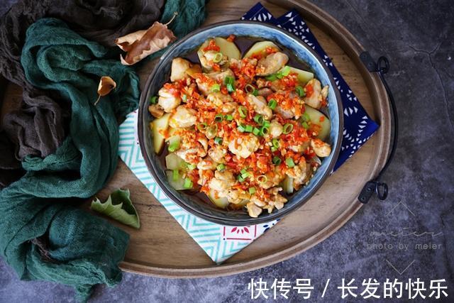 剁椒|秋天这道菜要吃,荤素搭配营养足,儿子吃了一大盘,汤都不放过