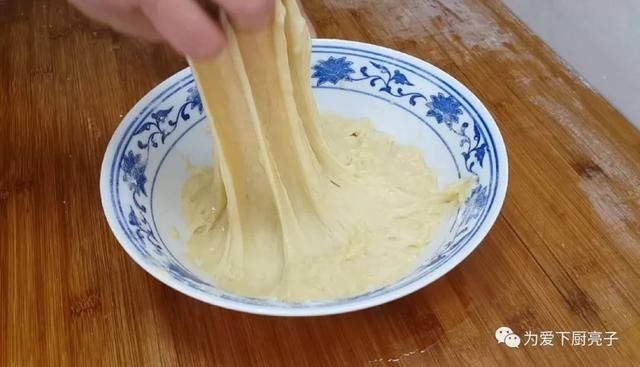 面粉不要烤面包了，掌握正确做法，让你吃一口就爱上，真的太香了