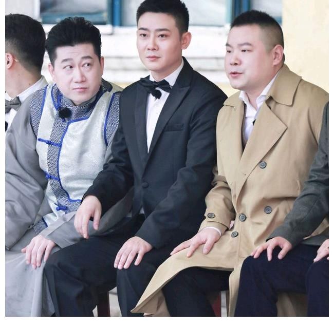 张鹤伦|《德云斗笑社》第三站录制，提醒部分粉丝：爱他们就不要去私生！