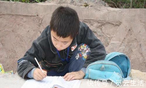 贝贝|有儿子的家庭,父母这3句话请“禁言”,别让无知毁了孩子一生