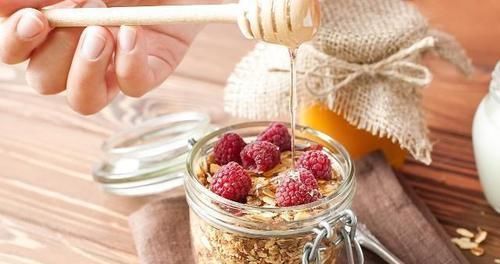 饱腹感|女人体重三位数?晚餐把主食换成此类食物,体重也许很快便降下来