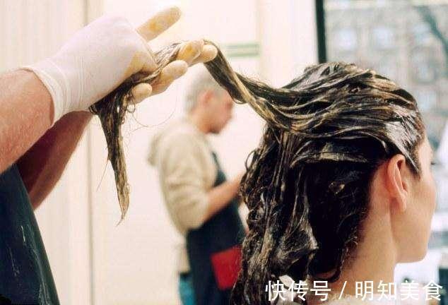 护理 染发后怎么保养不掉色,先做好这几步,掉色慢不脱发