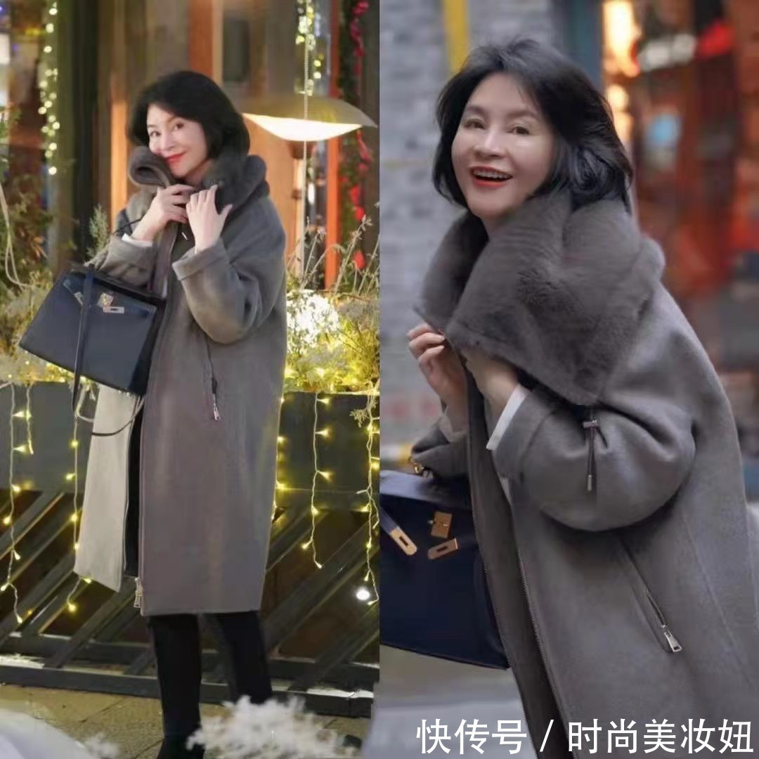 时尚博主|50岁女人冬季“大衣”就这么穿,不露脖子不露腿,保暖洋气又高级