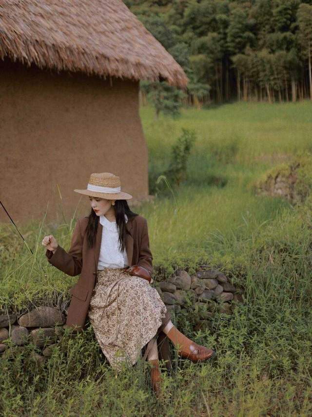 阔腿裤|复古风穿搭技巧,绿色针织开衫搭配阔腿裤甜美俏皮,简约又好看