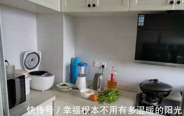 阳台上|娶了个邋遢媳妇,32万装修的新房半年乱成狗窝,客厅不堪入目