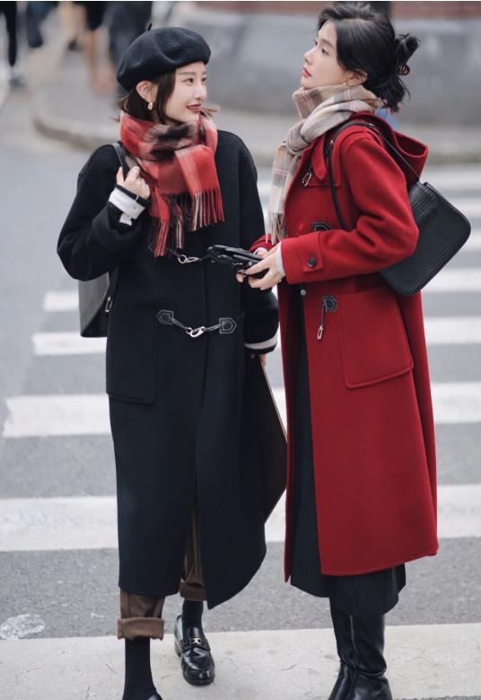 色彩 冬天了怎么穿?建议和姐妹安排上“闺蜜装”，出街回头率百分百!