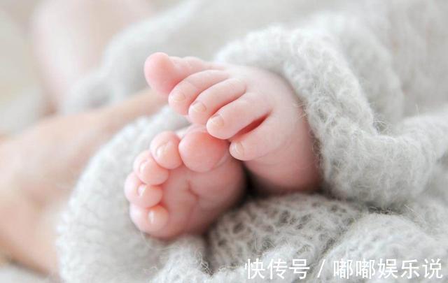 苦衷|为什么十个宝宝,九个都爱扯袜子其实宝宝有苦衷,家长们要理解