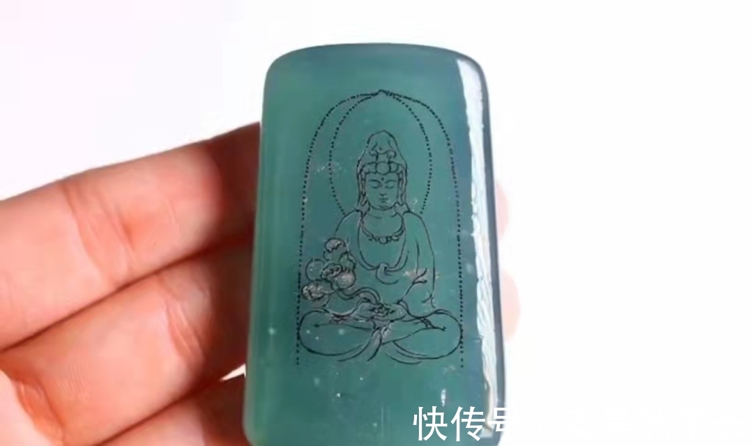 题材!雕刻师傅在翡翠题材上缺乏创新勇气,您觉得会是什么原因呢?