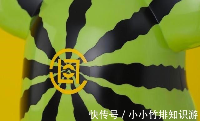 草莓 冠希亲晒!CLOT联名「西瓜积木熊」释出!这瓜保熟吗!
