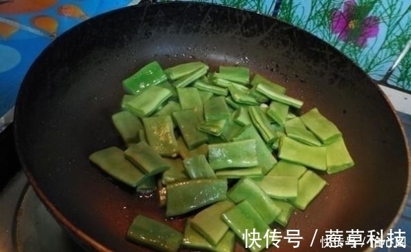 鸡蛋|这菜一斤相当于15个鸡蛋，我遇到从不还价，识货的都会买回家吃