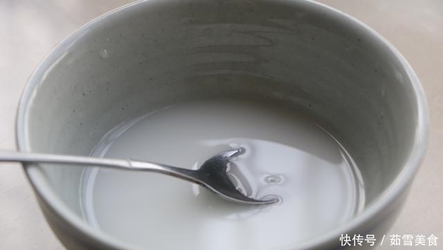 自从学会土豆新吃法，土豆再也不炖了，女儿一口一个停不下来