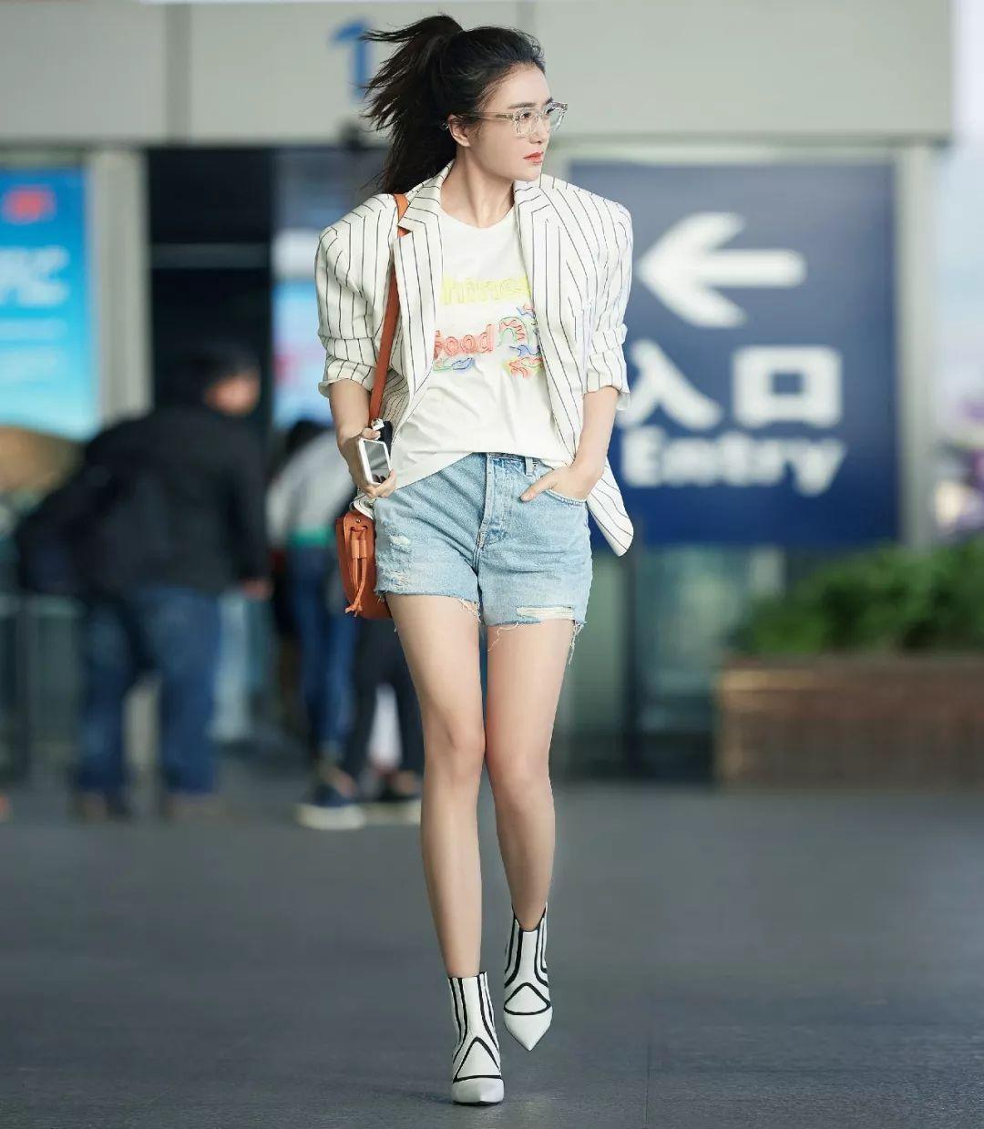 单品|20年前妈妈们穿的衣服又开始流行了复古时尚单品怎么穿才时髦