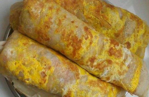 别再买小摊上的鸡蛋饼了,教你一招,3分钟搞定