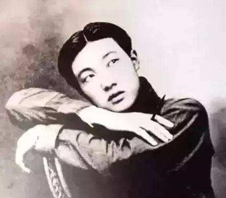 画室#他是徐悲鸿的“情敌”,在世绘画作品无人问津,如今卖1.07亿