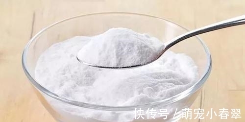 碳酸氢钠|碱也是“苏打”，食用碱和小苏打，有什么本质区别？发面怎么选择