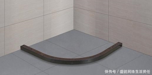 淋浴房|为什么外国人卫生间不做淋浴房他们都这样做,真的太聪明了