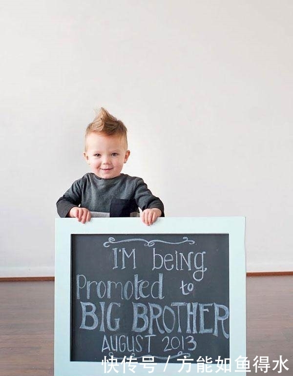 创意|怀孕了还可以这样发朋友圈?太有创意了吧