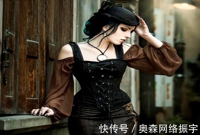 三寸金莲|16世纪发生过什么,三寸金莲的缠足与丰乳肥臀的束腰同时兴起