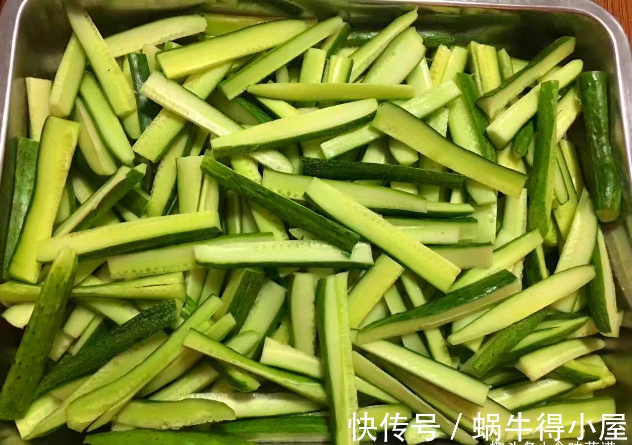 晾晒|趁着阳光充足,此9种蔬菜可以多晒一些,留着冬天吃,炖肉特别香