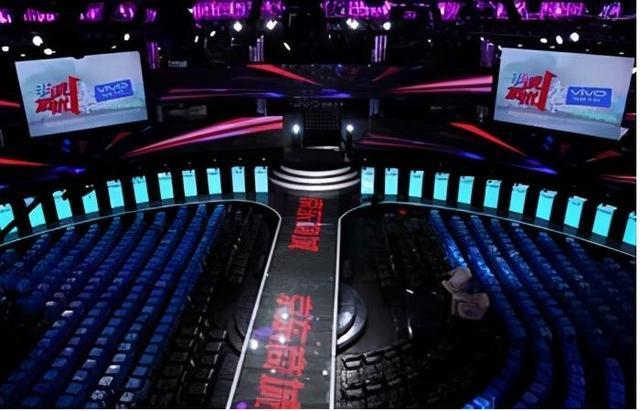 非诚勿扰中,没人敢牵手的猫脸女,卸妆后原来长这般模样