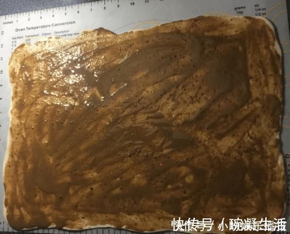 酥脆|想吃烧饼不用买,1碗面粉1碗酱,酥软咸香层次多,一顿10个不够吃