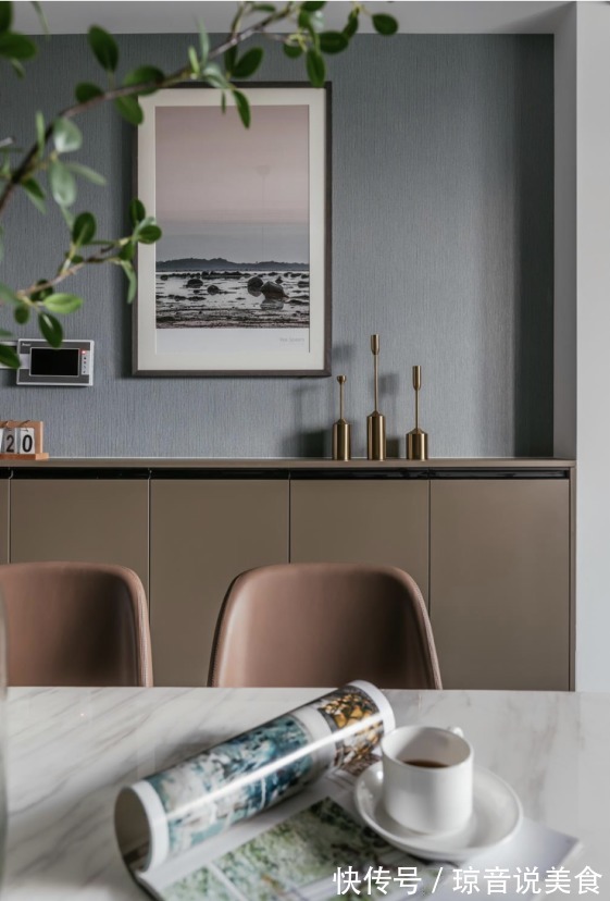 书房|过道别再浪费了，学他家这么装，书房、杂物间都有了！实用性倍增