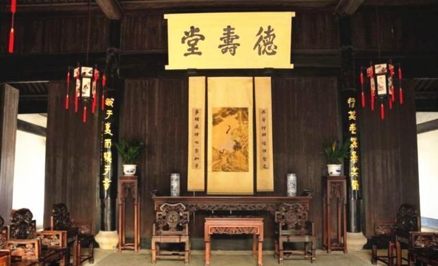 南方人在家里常设祖先牌位,而北方人大多没有这个习俗,为什么?