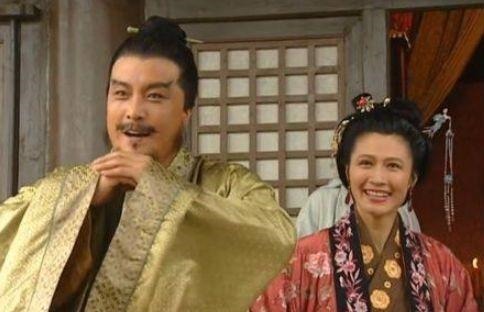 管家#《水浒传》卢俊义貌美如花的老婆,为何看上没身份没地位的李固!