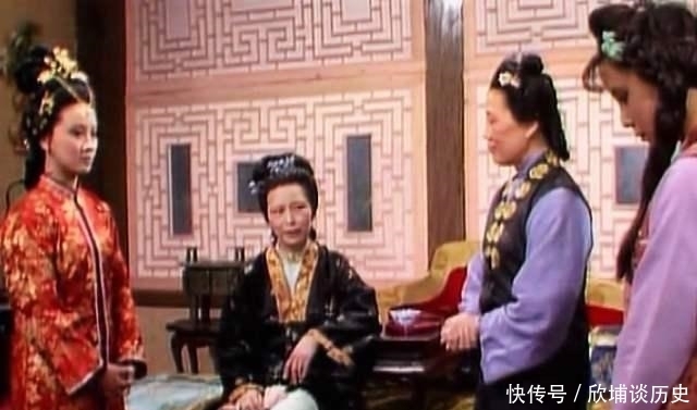  贾母|王夫人撵走晴雯，向贾母汇报，贾母：少干这种自以为是的聪明事