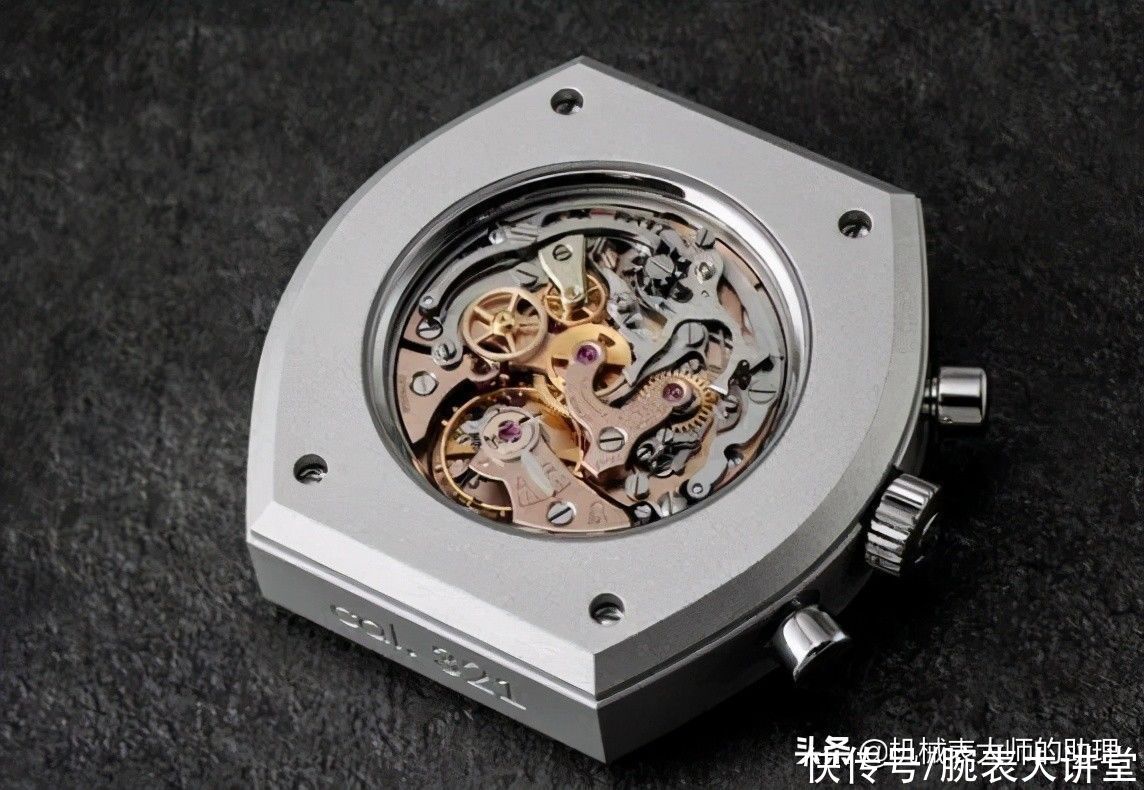 百达翡丽|选择手表应该注重机芯配置，还是更看重品牌定位？
