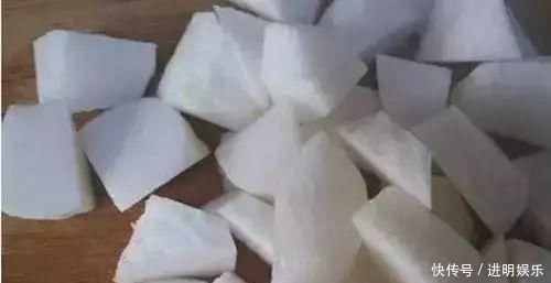 白萝卜和它一起炖提高免疫力,3高下降,预防感冒