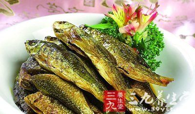 九种水果抗干燥让皮肤水当当