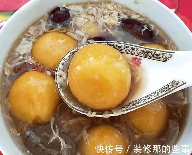 米酒|穷人的阿胶被找到,5块钱煮一大锅,女人常吃气血足,小脸红扑扑