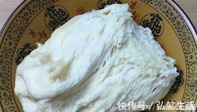 3个鸡蛋，一碗面粉，老阿姨教你做喜饼，口感细腻香甜柔软