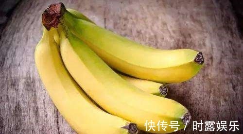 白发|黑发多是“吃”出来的！医生提醒3种食物是白发高手，最好少吃