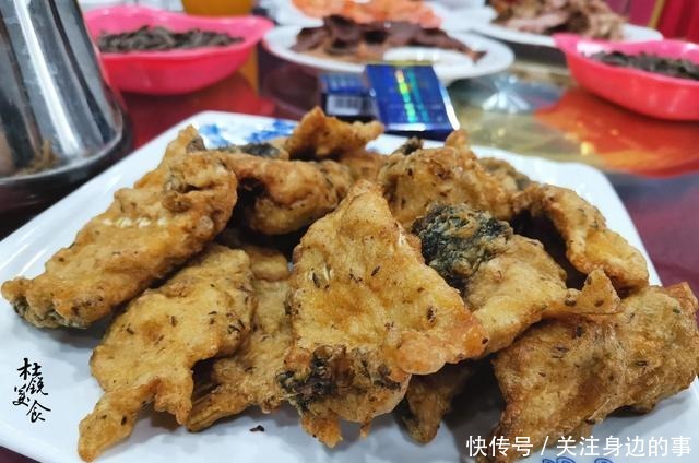 晒500一桌的农村宴席,网友这太实惠了,在城里至少1千!