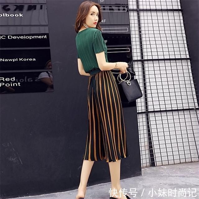 女人味|40岁女人要会穿搭减龄,时髦遮肉的阔腿裤套装,优雅更有女人味