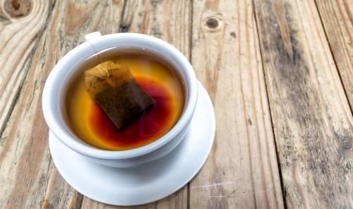 难忍|尿酸高、痛风发作难忍医生多吃这4种食物,越快知道越好